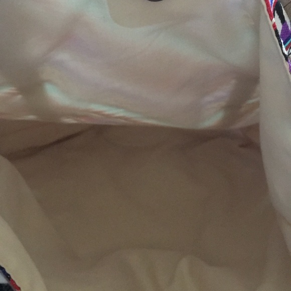 NWT Twig & Arrow Boho Crossbody tote - Picture 4 of 5